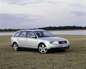 Audi A4 2.0 Avant 2002 года